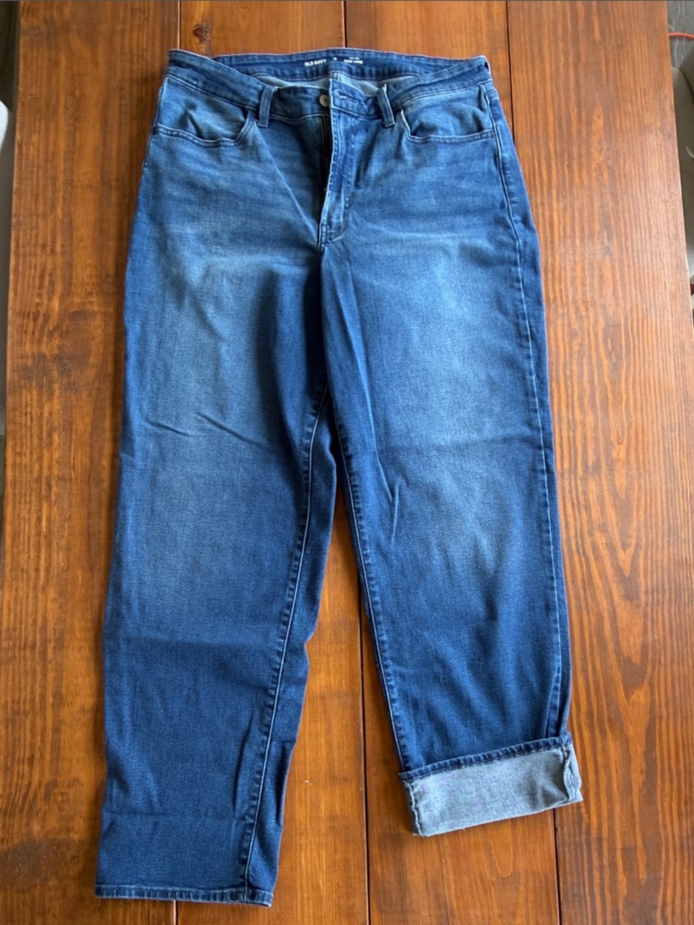 Old Navy High-Rise WOW Loos Women’s Jeans in Dark Blue